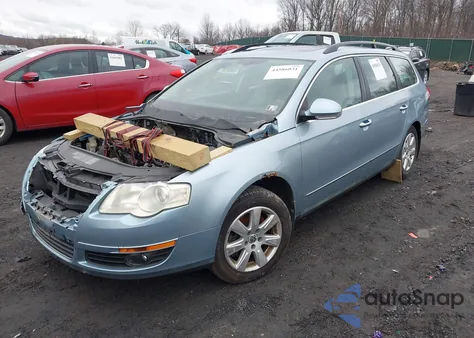 2007 Volkswagen Passat 2.0T from USA, damaged, VIN WVWTK73C07E033700